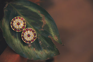 Parnani Studs