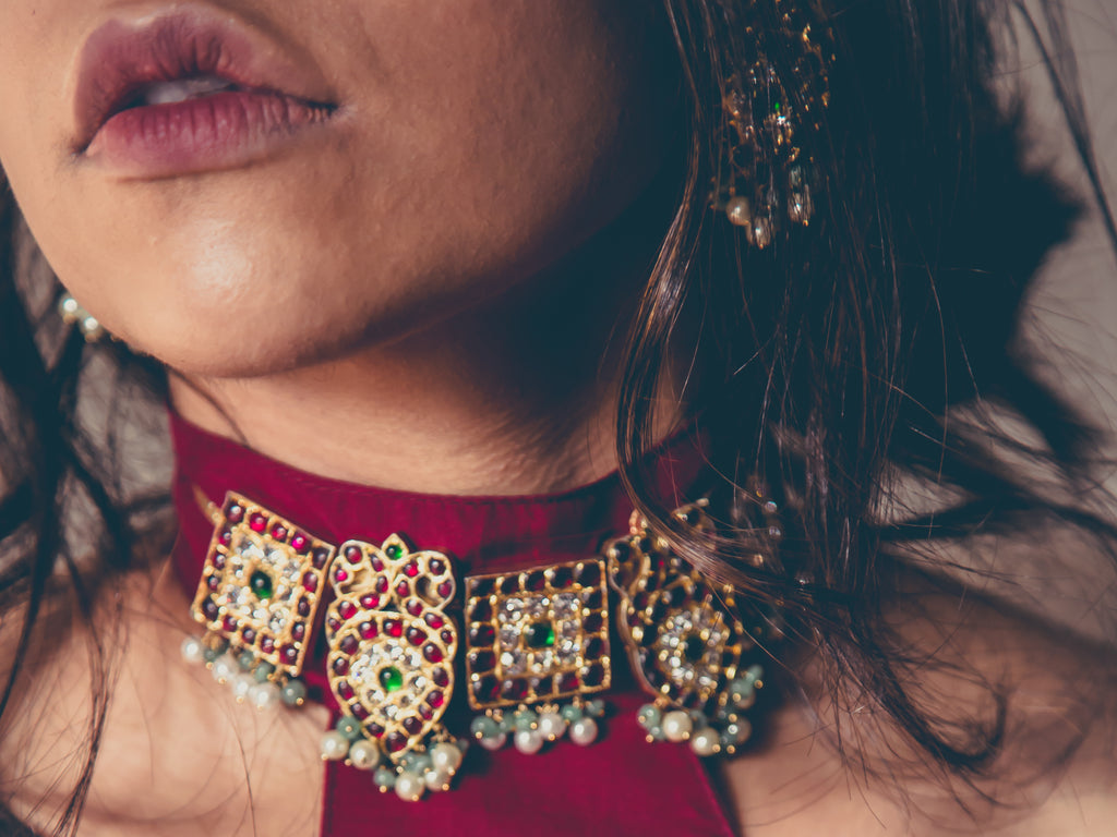 Avrohi Choker - Aaharya