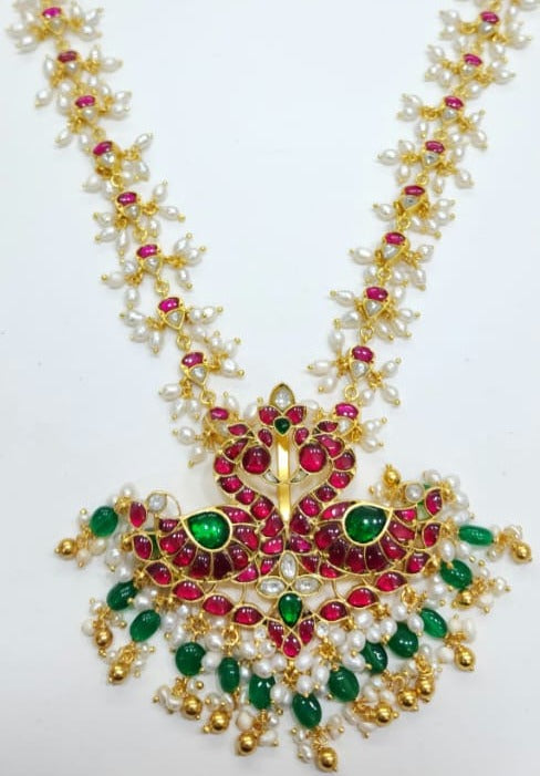 Kshanti Necklace